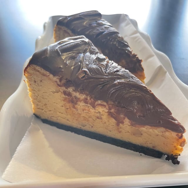 Cheesecake - Snickers.